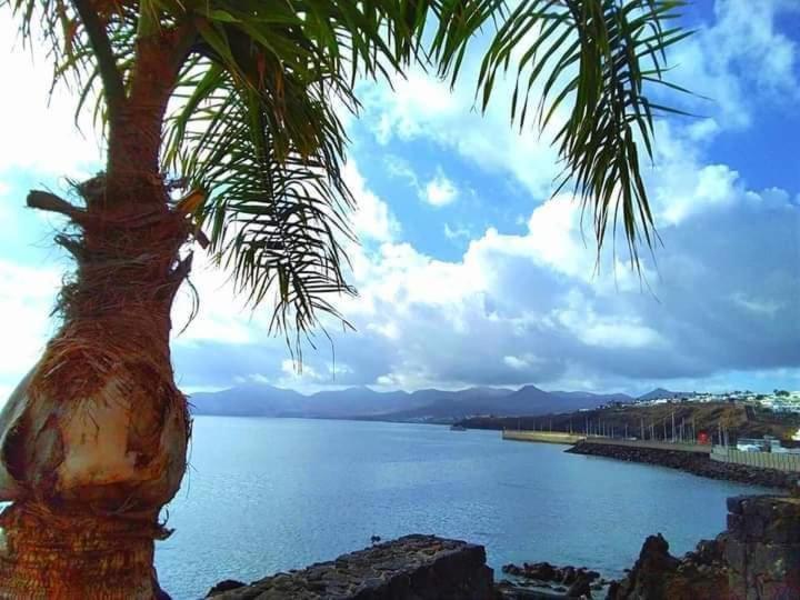 Apartment Vincent, Cozy And Sunny Over The Rooftops Puerto del Carmen  Bagian luar foto